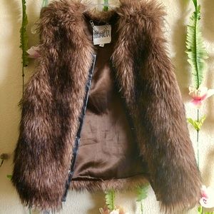 BB DAKOTA Faux Fur Vest